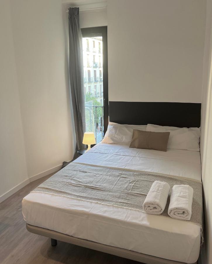 Casa De Huespedes Mi Lla Hotel Madrid Kültér fotó