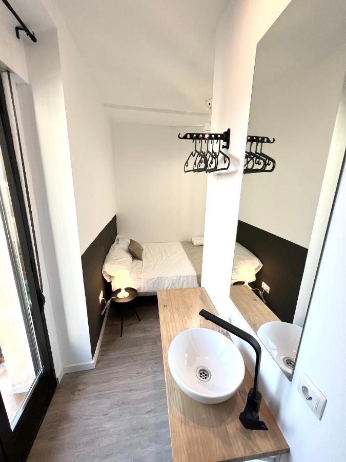 Casa De Huespedes Mi Lla Hotel Madrid Kültér fotó